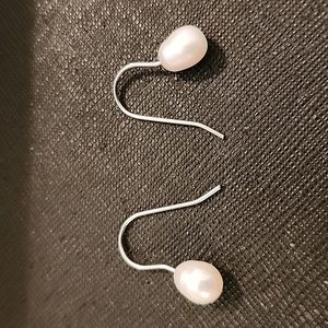 Freshwater Pearl Drop Earrings